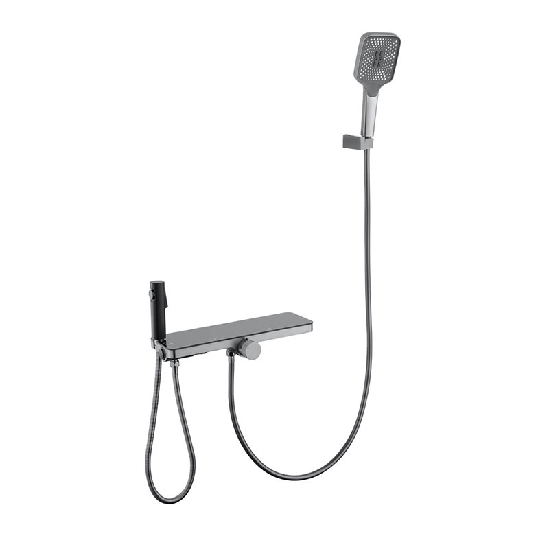 ما الذي يجعل نظام الدش هو الاختيار الصحيح لحمامك؟